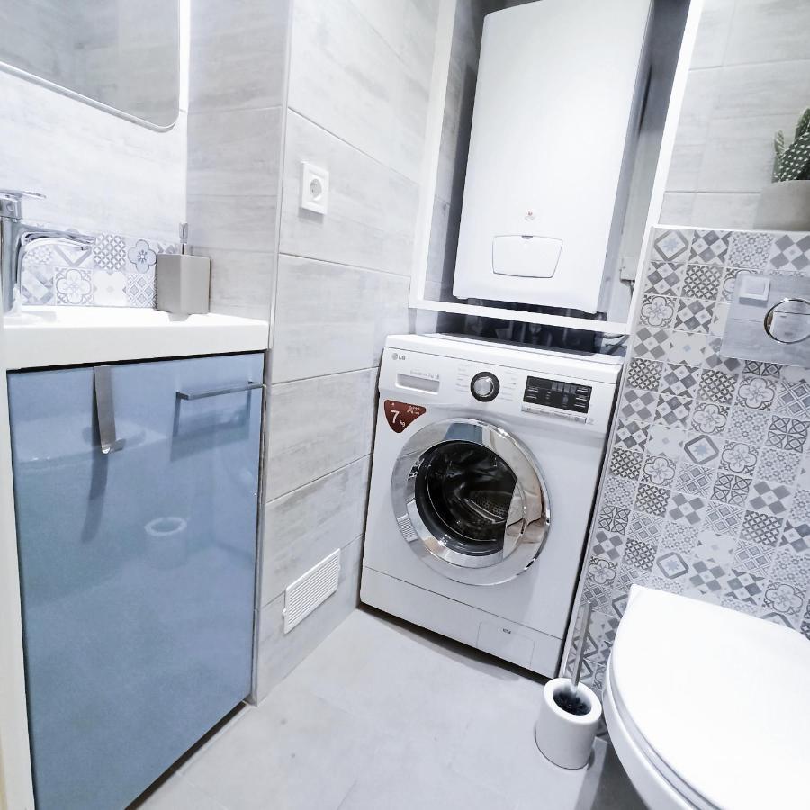 Detente & Jardin By Beds4Wanderlust - Charmant T2 Avec Jardin - Gare Plaisir-Grignon, Versailles 20Km 외부 사진