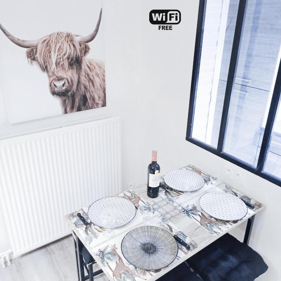 Detente & Jardin By Beds4Wanderlust - Charmant T2 Avec Jardin - Gare Plaisir-Grignon, Versailles 20Km 외부 사진